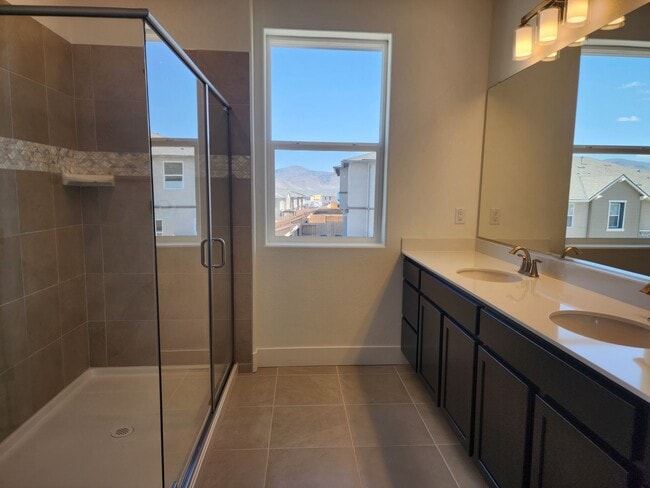 Building Photo - New  Townhome  in South Carson City