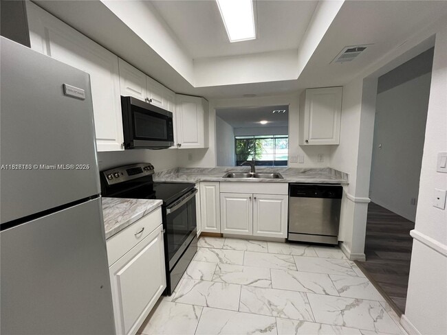 Building Photo - 6520 NW 98th Terrace