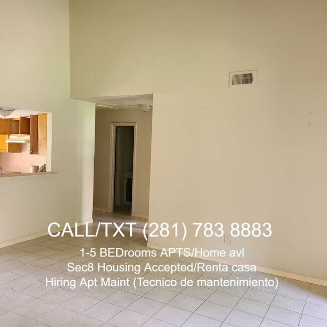 Building Photo - PV - 5747 EASTHAMPTON DR