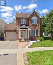 Building Photo - 1040 Capreol St