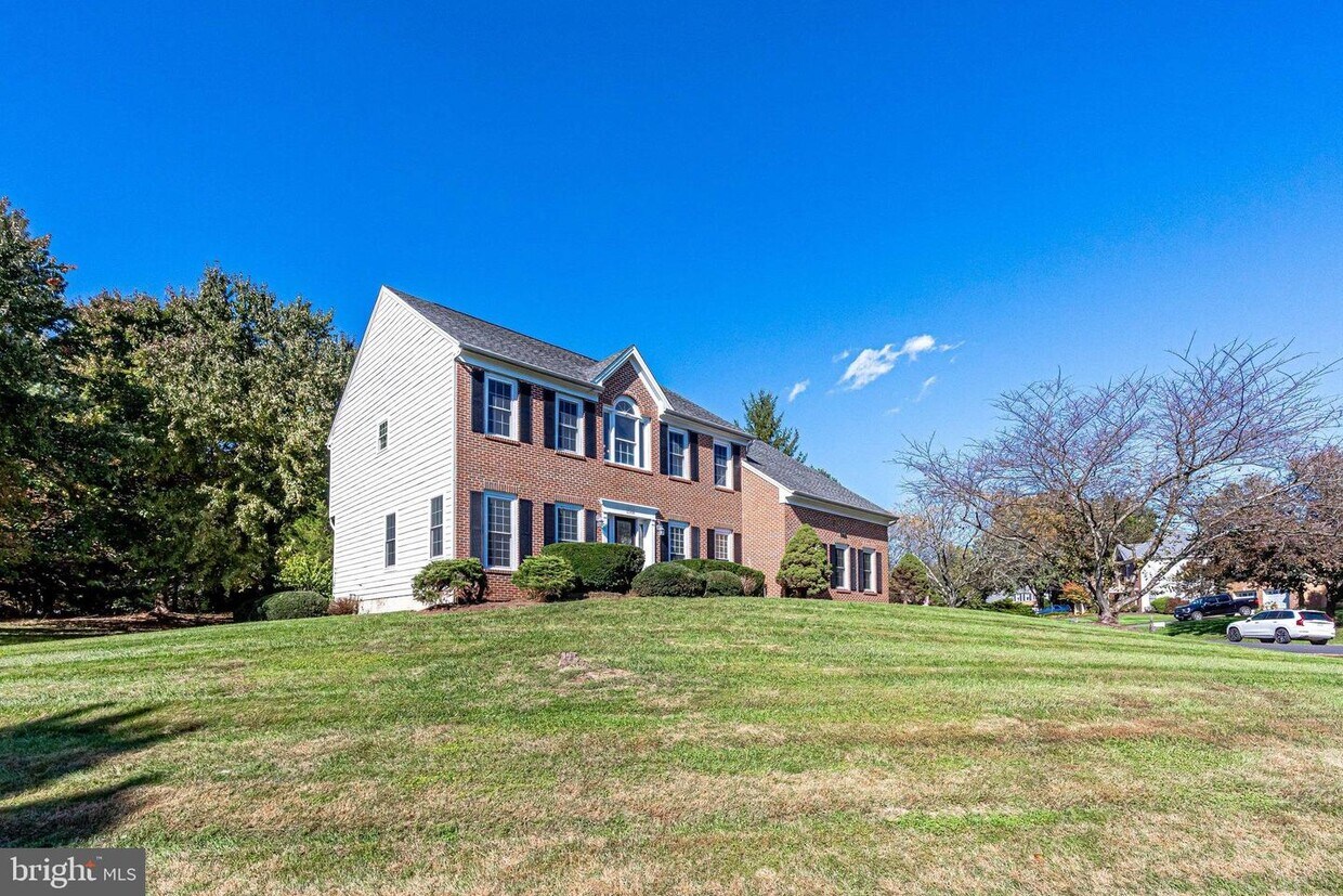 1168 Taji Ct, Herndon, VA 20170 House Rental in Herndon, VA