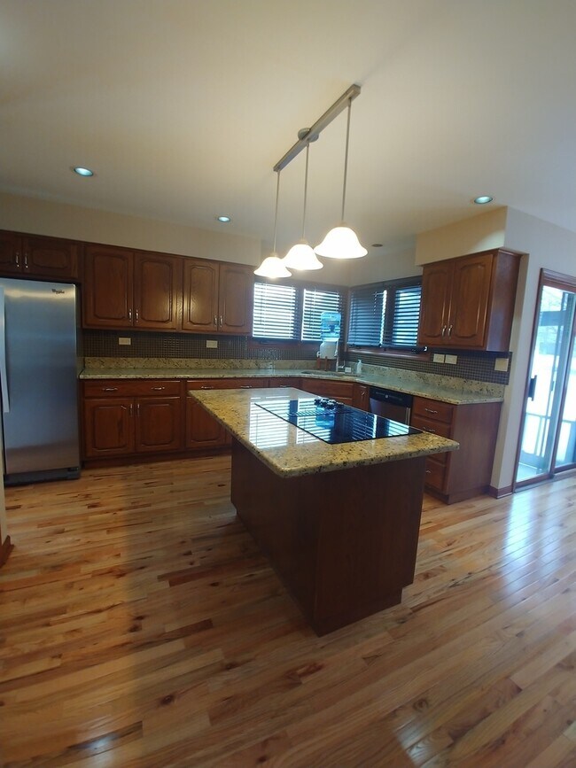 Foto del edificio - 9638 Book Rd