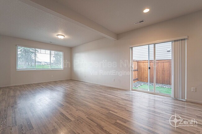 Building Photo - 2018 S Taverner Dr