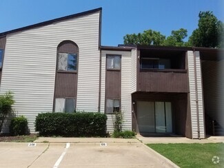 Building Photo - 412 N Oakwood Rd