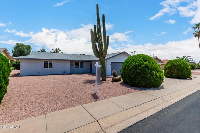 Building Photo - 957 Leisure World