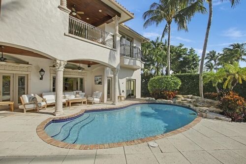 Foto del edificio - 770 NE 36th St