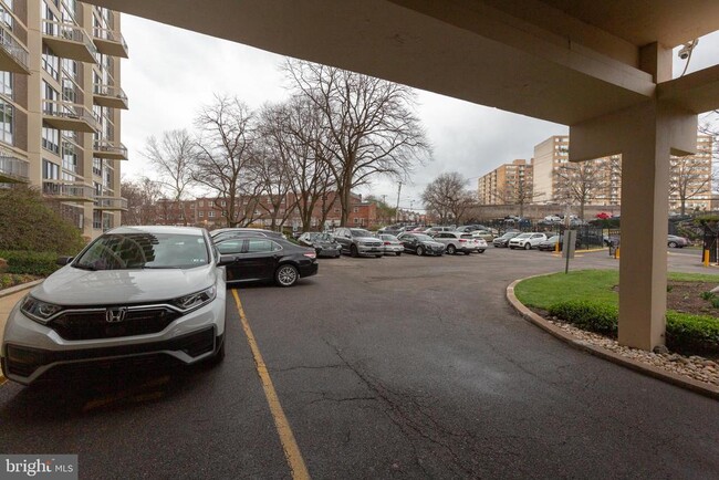 Building Photo - 3600 Conshohocken Ave