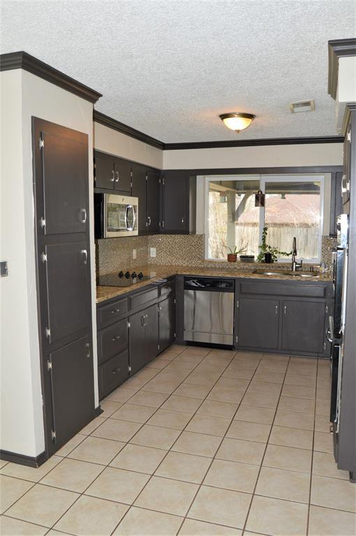 Building Photo - 304 King Trail