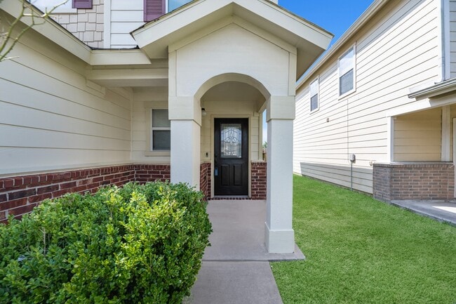 Foto del edificio - 2626 Skyview Cove Court