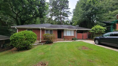 Building Photo - 2794 Glenvalley Dr