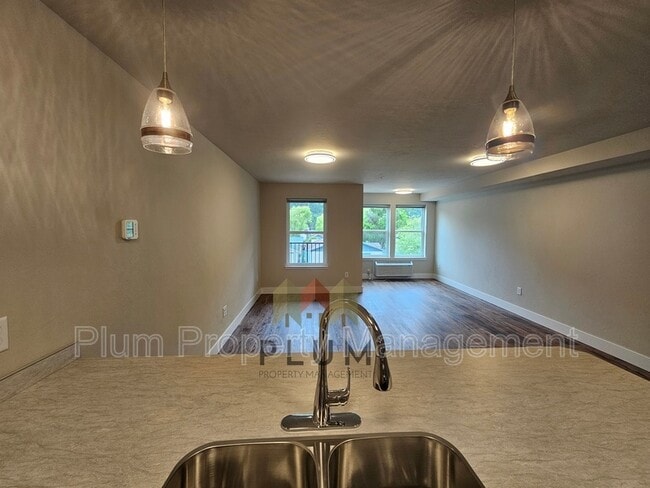 Building Photo - 420 Minnesota Ave