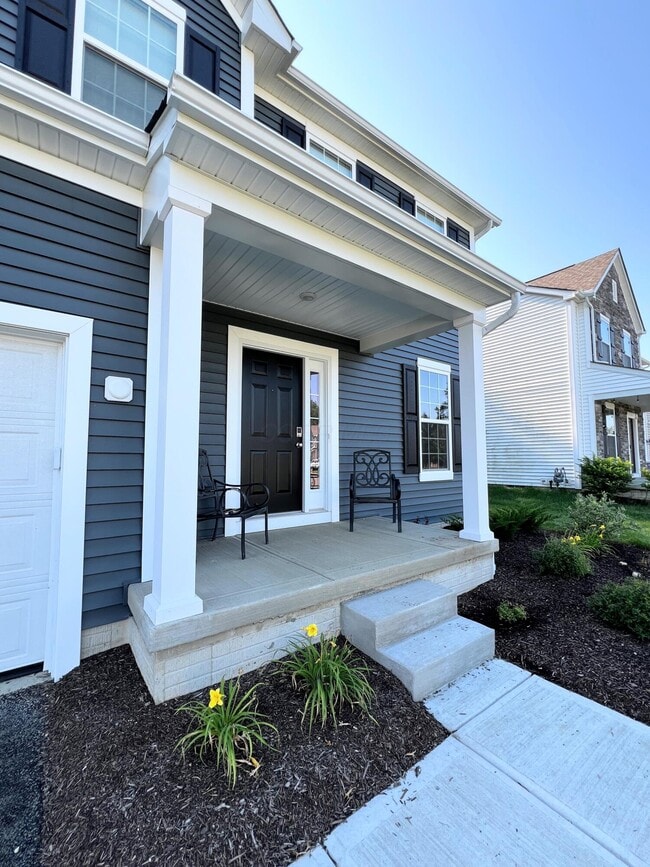 Building Photo - 580 Habitat Wy