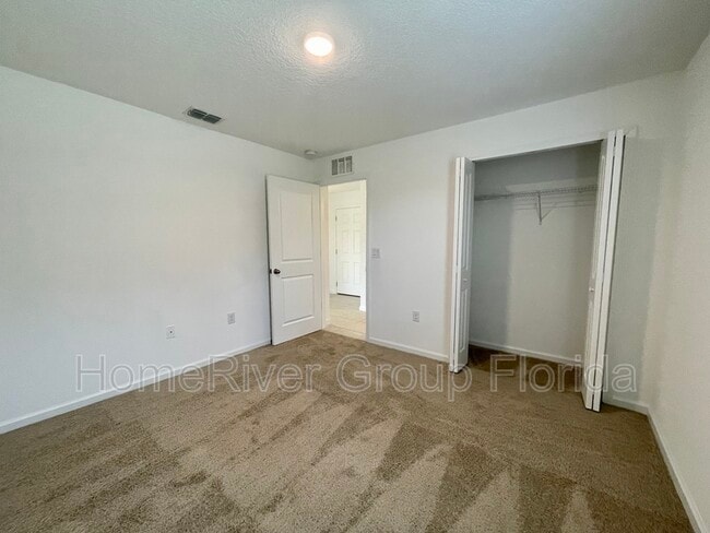 Building Photo - 1477 Lucerne Loop Rd NE