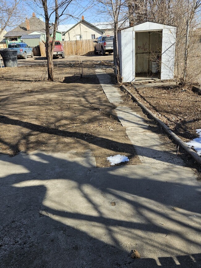 Foto del edificio - 1037 2nd St