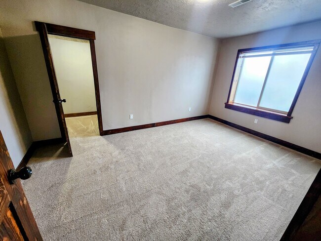 Foto del edificio - 14249 S Knapper Way
