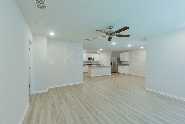 Building Photo - 4682 Malay Cir