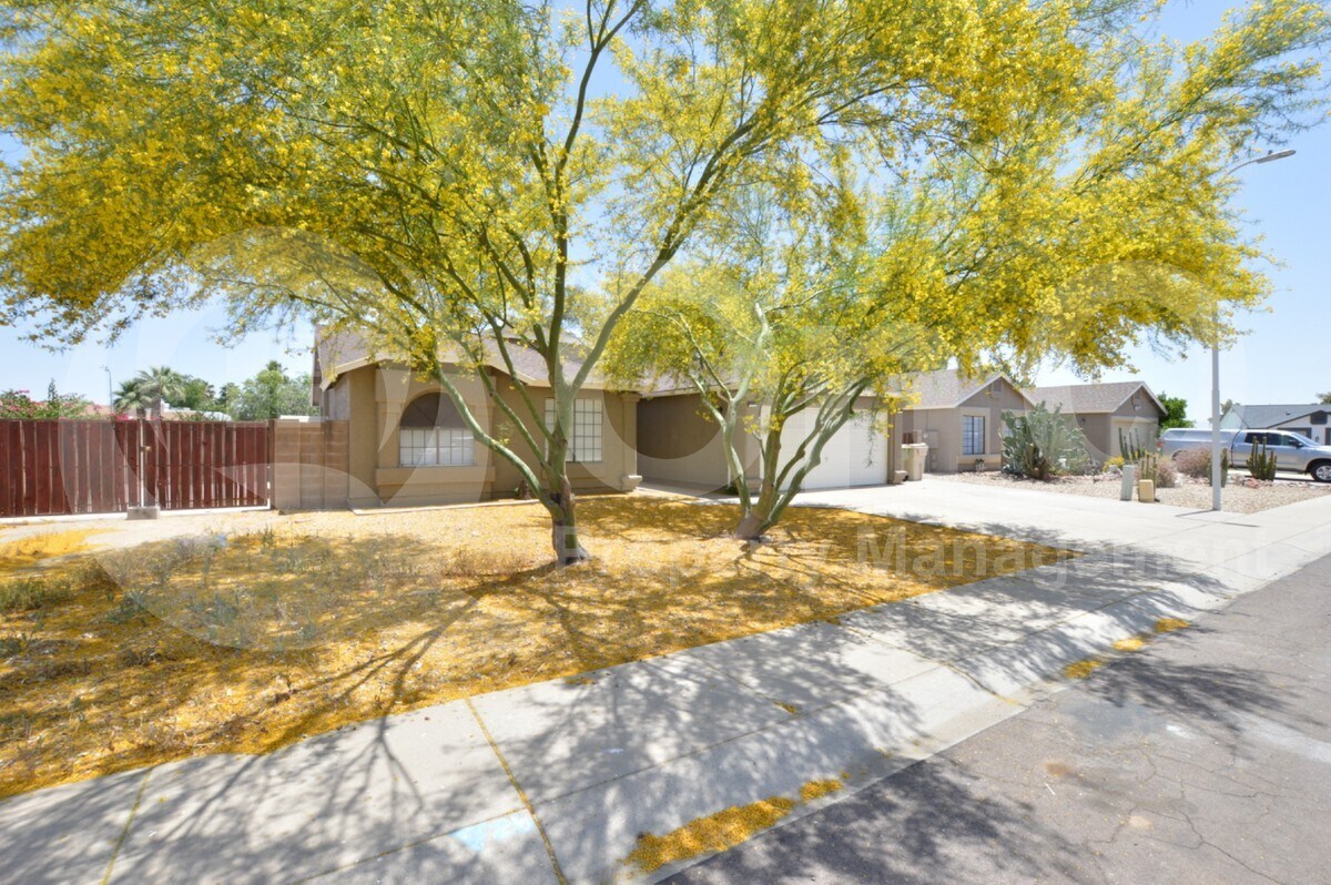 Foto principal - 6609 N 85th Dr