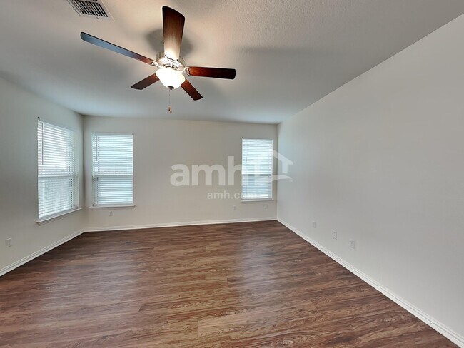 Building Photo - 188 Pebble Creek Run