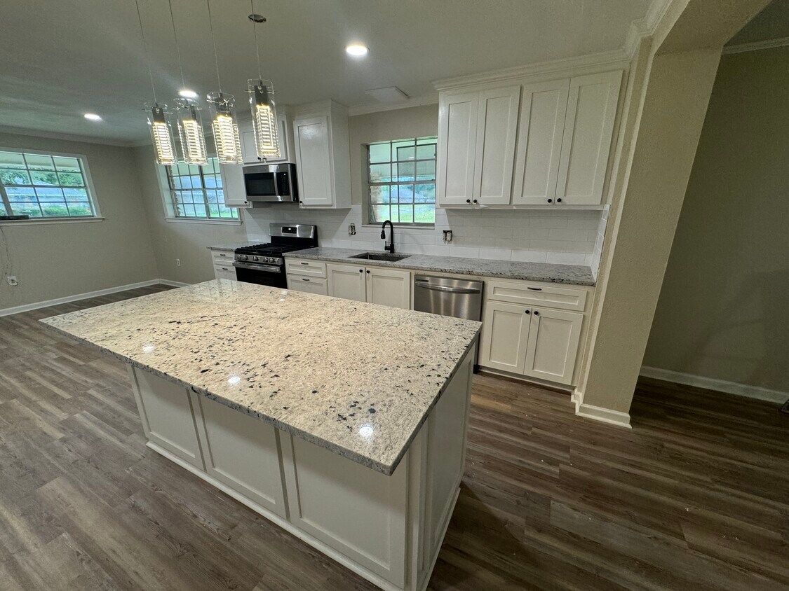 Foto principal - 40226 Bordeaux St