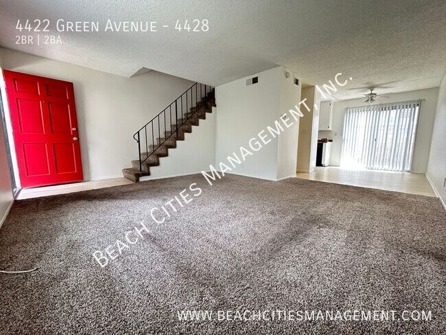 Foto del edificio - 4422 Green Ave