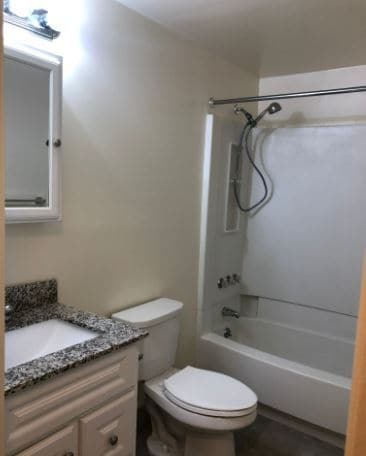 Building Photo - The Montclarion