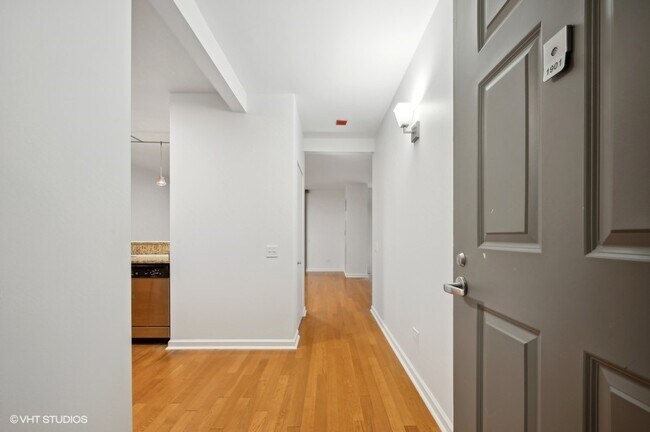 Building Photo - 1111 S Wabash Ave