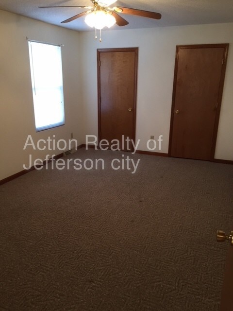 Building Photo - 340 Gateway Dr