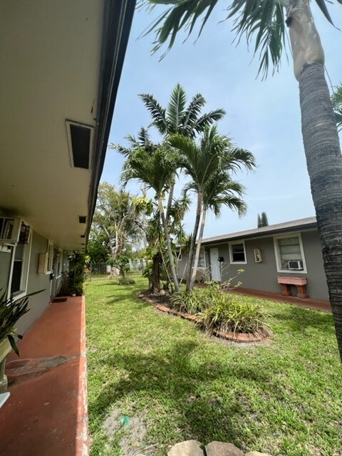 Foto principal - Hallandale 102-108 Nw 1st Street ( 108 Pre...