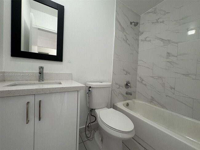 Foto del edificio - 5660 W 25th Ct