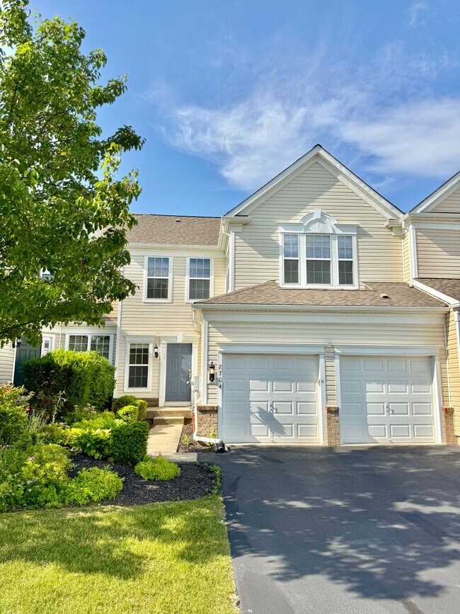 Foto del edificio - THREE BEDROOM/2.5 BATH TOWNHOME located in PARKLAND School District!