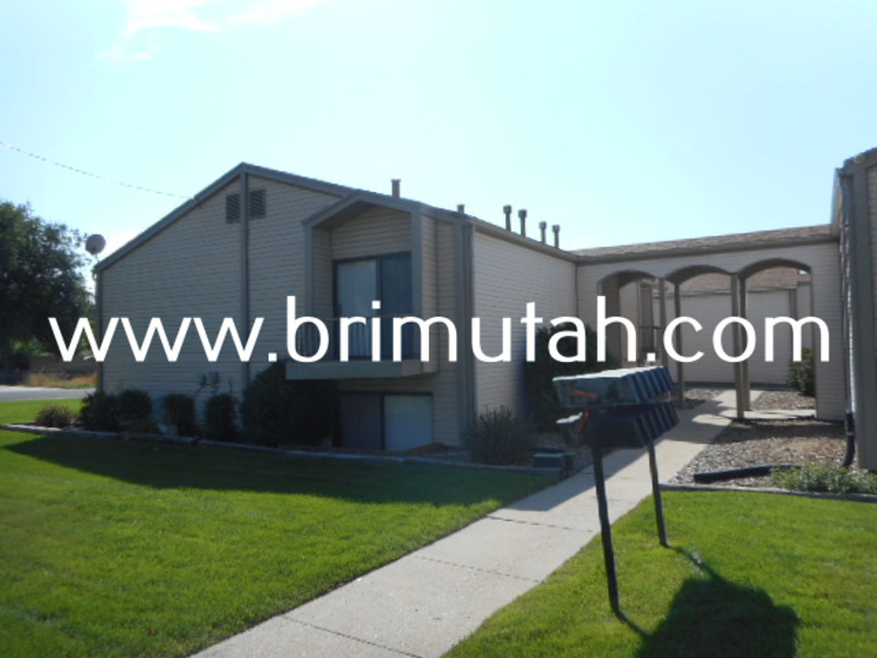 Primary Photo - 292 S. 100 E.