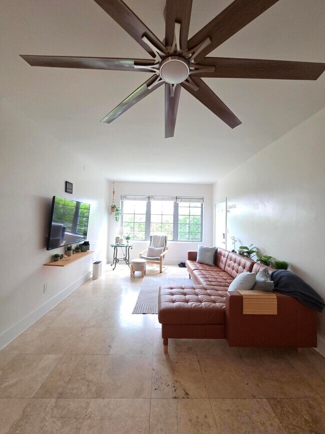 Foto del edificio - 1045 Lenox Ave.
