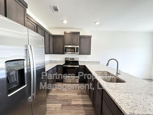 Building Photo - 943 Rupple Road - 2