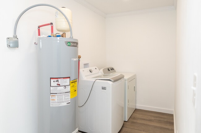 Building Photo - 2375 Conley Rd