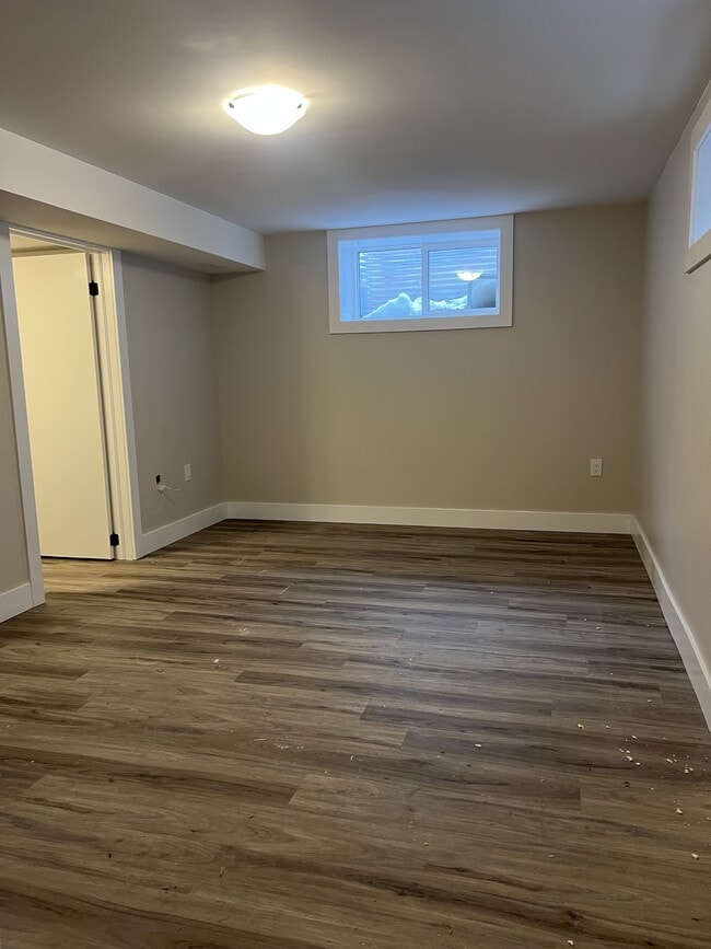 Building Photo - 64 Collete Crescent