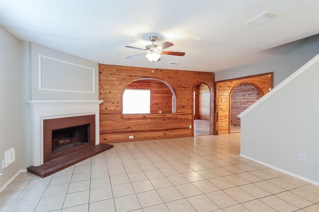 Building Photo - 12426 Settle Dr