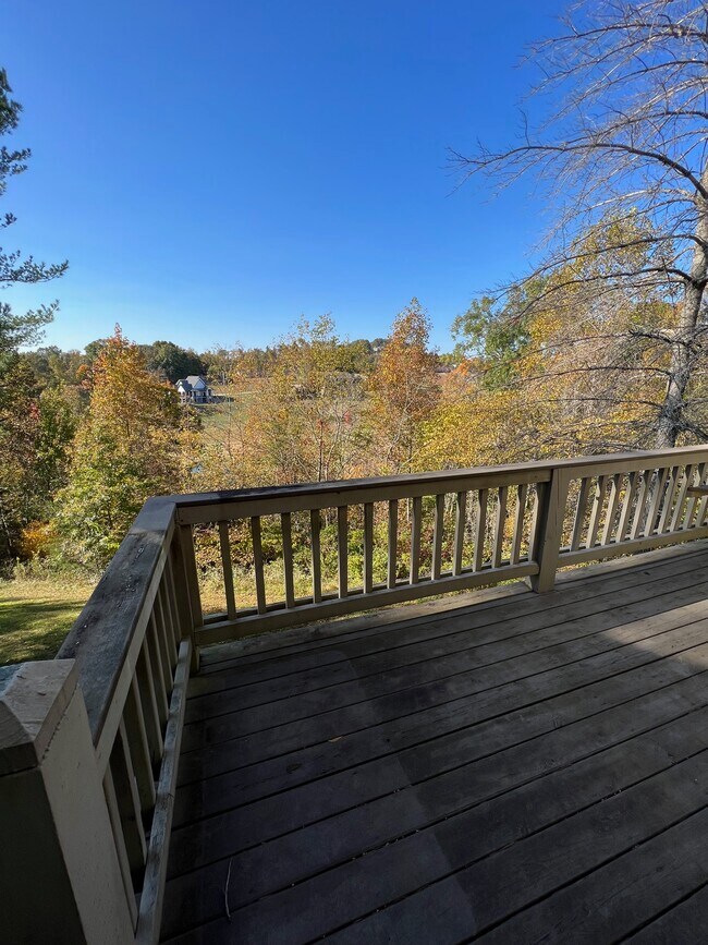 Building Photo - 3409 Fairway Dr