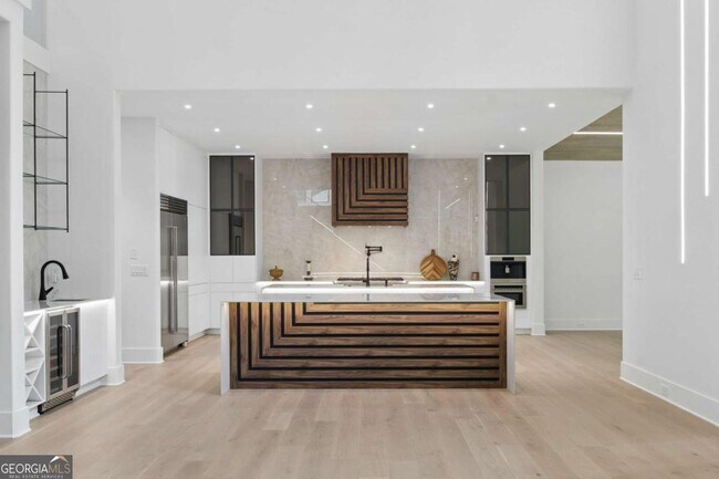 Foto del edificio - 1000 Clementstone Dr NE