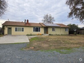 Building Photo - 1236 Pleasant Way