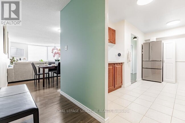 Building Photo - 236 Albion Rd