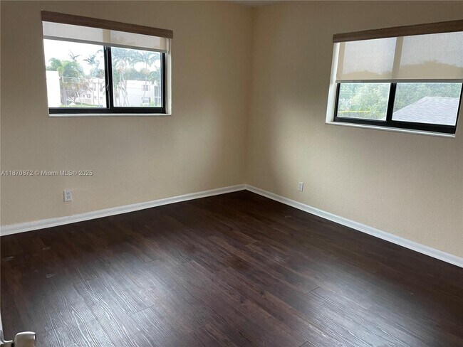 Foto del edificio - 7390 NW 38th St