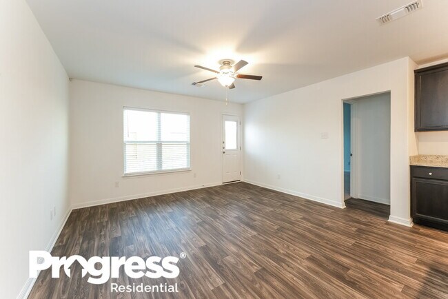Building Photo - 17021 Dusty Boots Ln