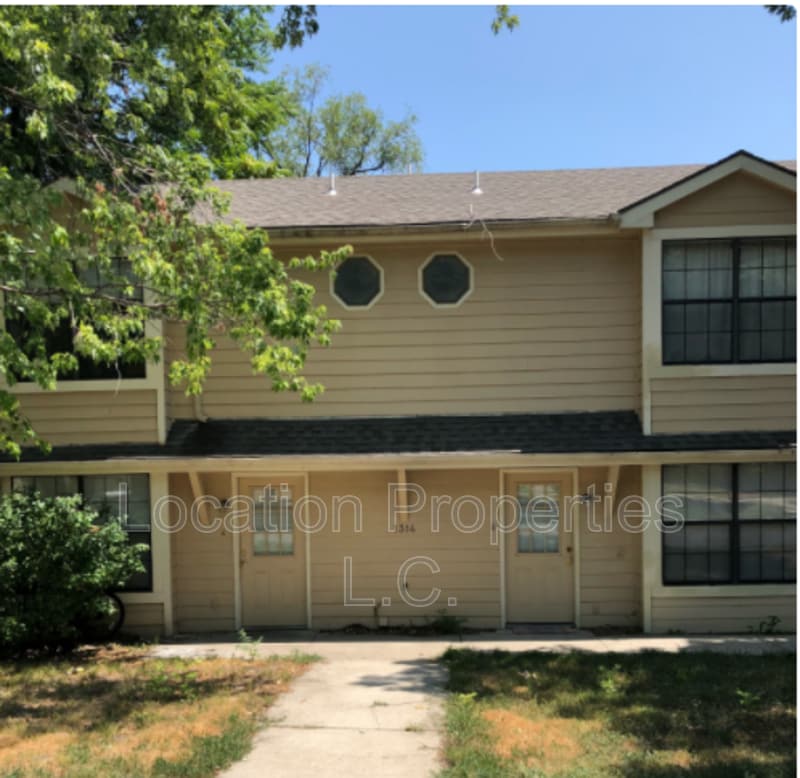 Primary Photo - 1314 Tennessee Street - C