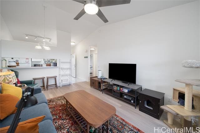 Building Photo - 94-510-510 Lumiaina St