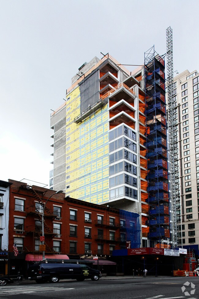 Building Photo - The Isis Condominium