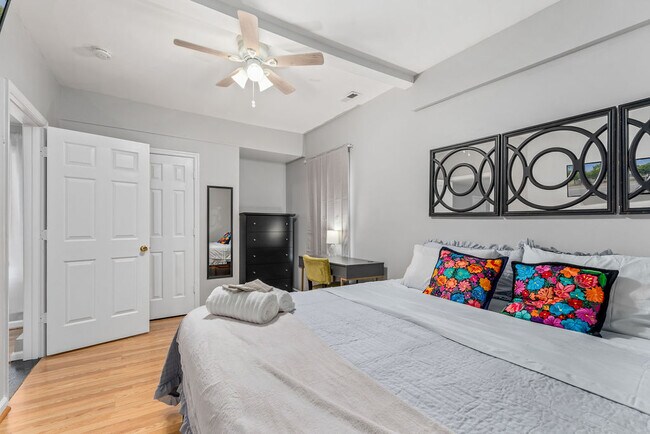 Foto del edificio - 915 Lafayette Blvd