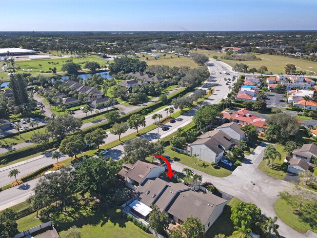 Building Photo - 13403 Bedford Mews Ct