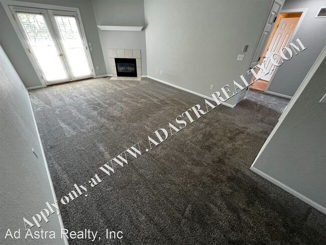 Foto del edificio - 3 br, 2 bath House - 3820 NE 86th Ter.,