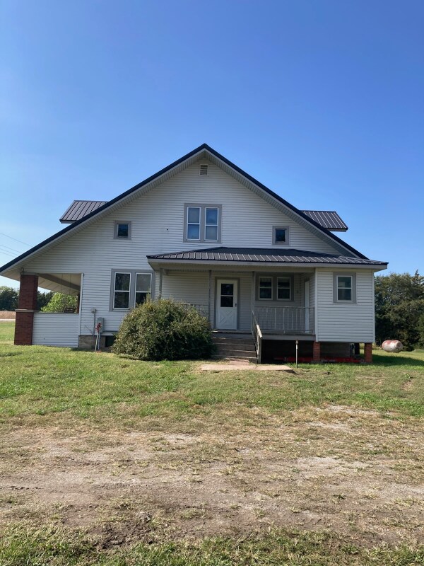 Building Photo - 62424 US Hwy 136