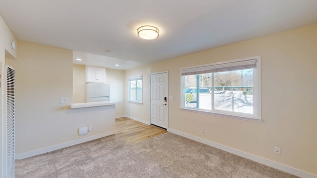 Foto del edificio - 15443 Marty Dr